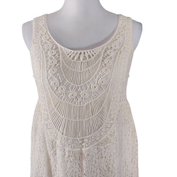 ANN TAYLOR LOFT! LUXE CREAM LACE, EMBROIDERY & CROCHET EMBELLISHED DRESS! SZ 2P - Picture 3 of 8